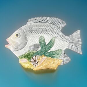 Vintage 1992 Fitz and Floyd Fish Market Majolica Ceramic Fish with Shells Plate